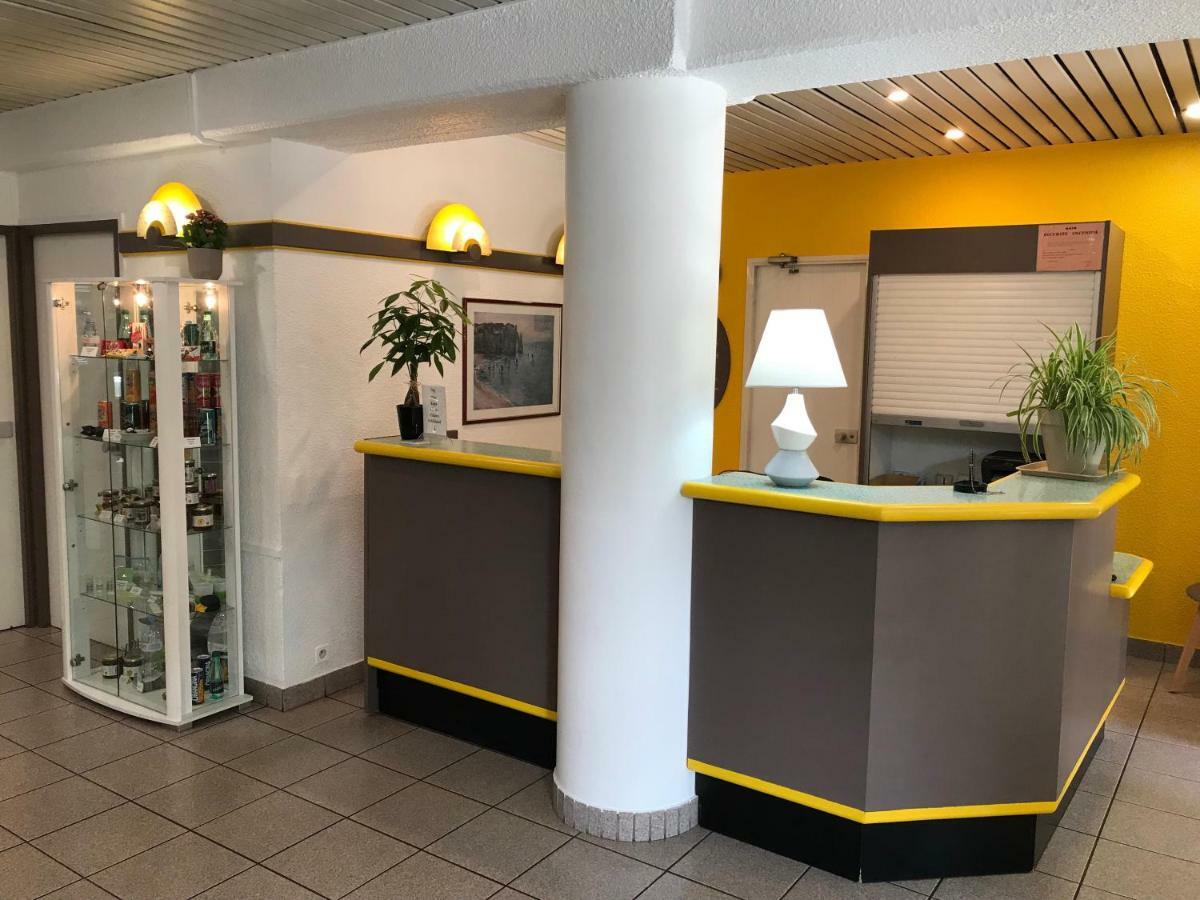 Egg Hotel - Hotel Les Gens De Mer Dieppe Exterior photo